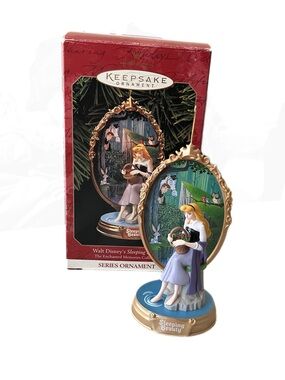 NWT Vintage Hallmark Keepsake Disney Sleeping Beauty Christmas Ornament. Cute
